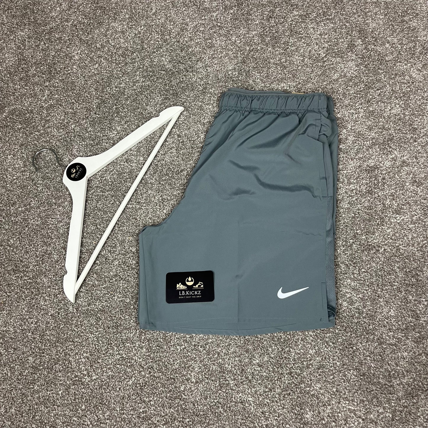 Nike Challenger Shorts 'Grey'