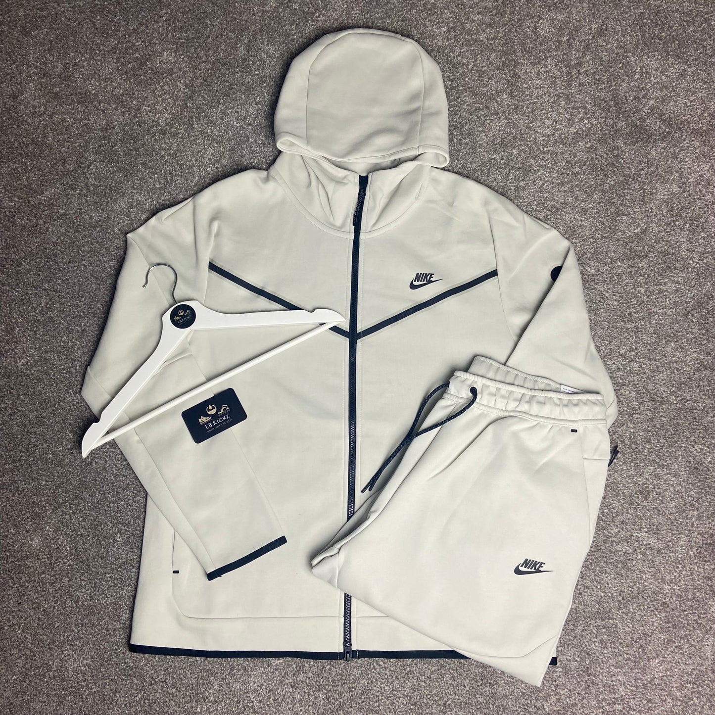 Nike Tech Fleece Tracksuit 'Light Bone'