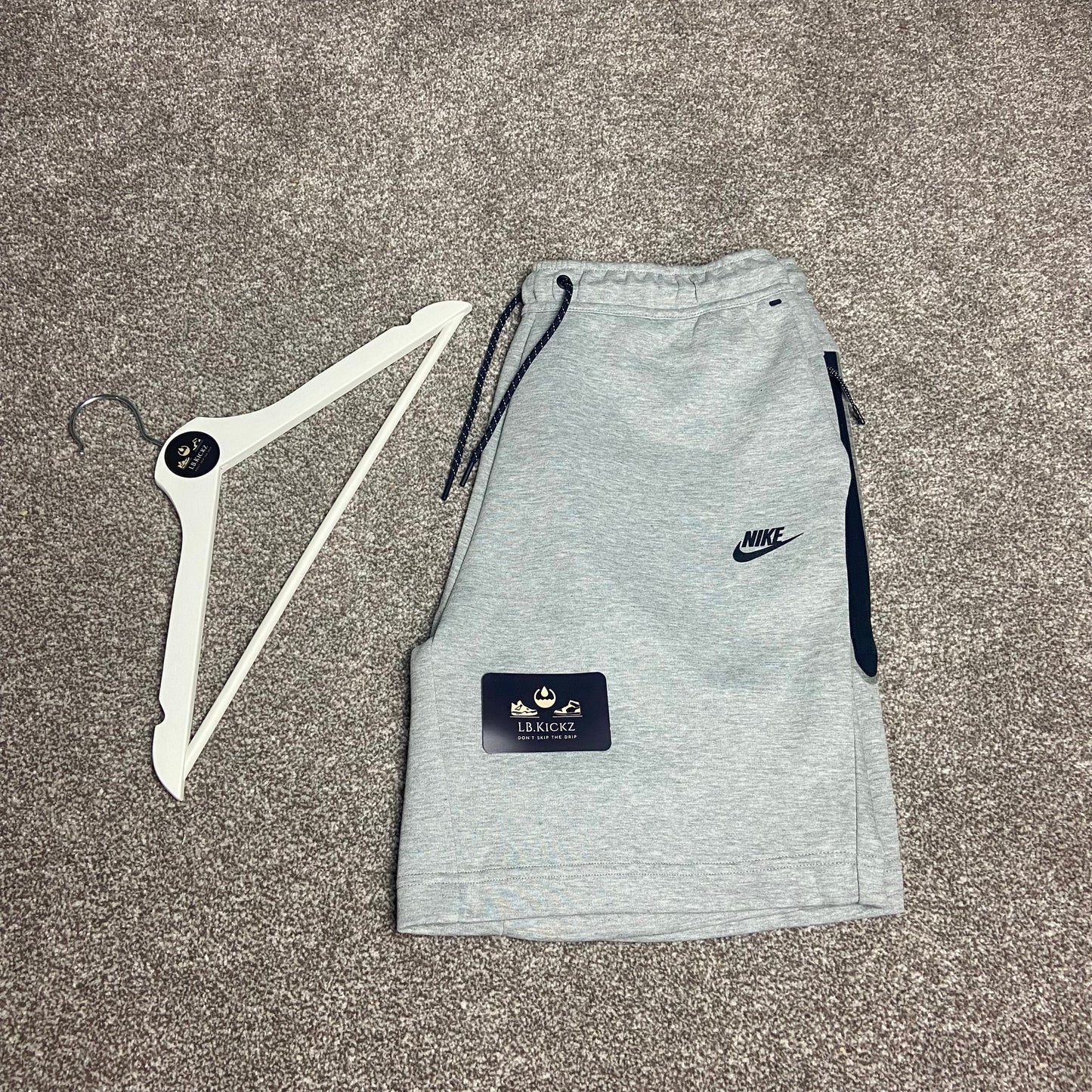 Nike Tech Fleece Shorts 'Grey'