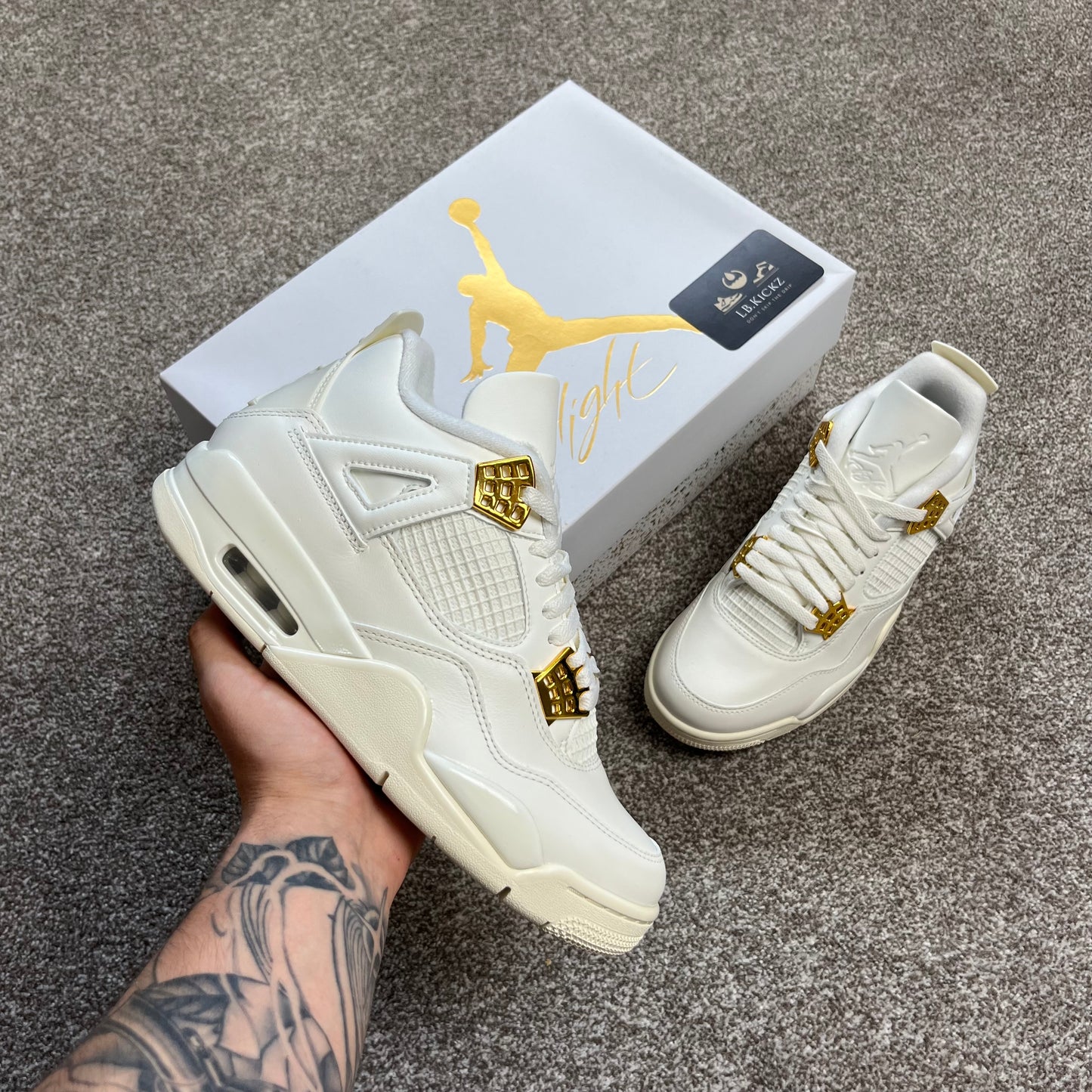 Air Jordan 4 Retro 'Metallic Gold'