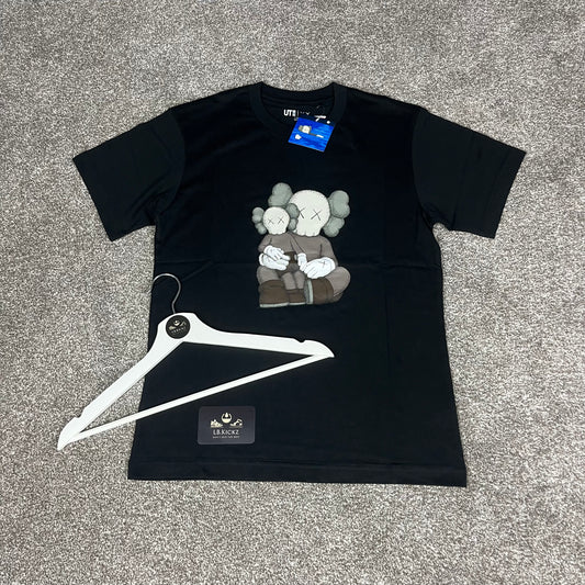 Kaws X UNIQLO Tee